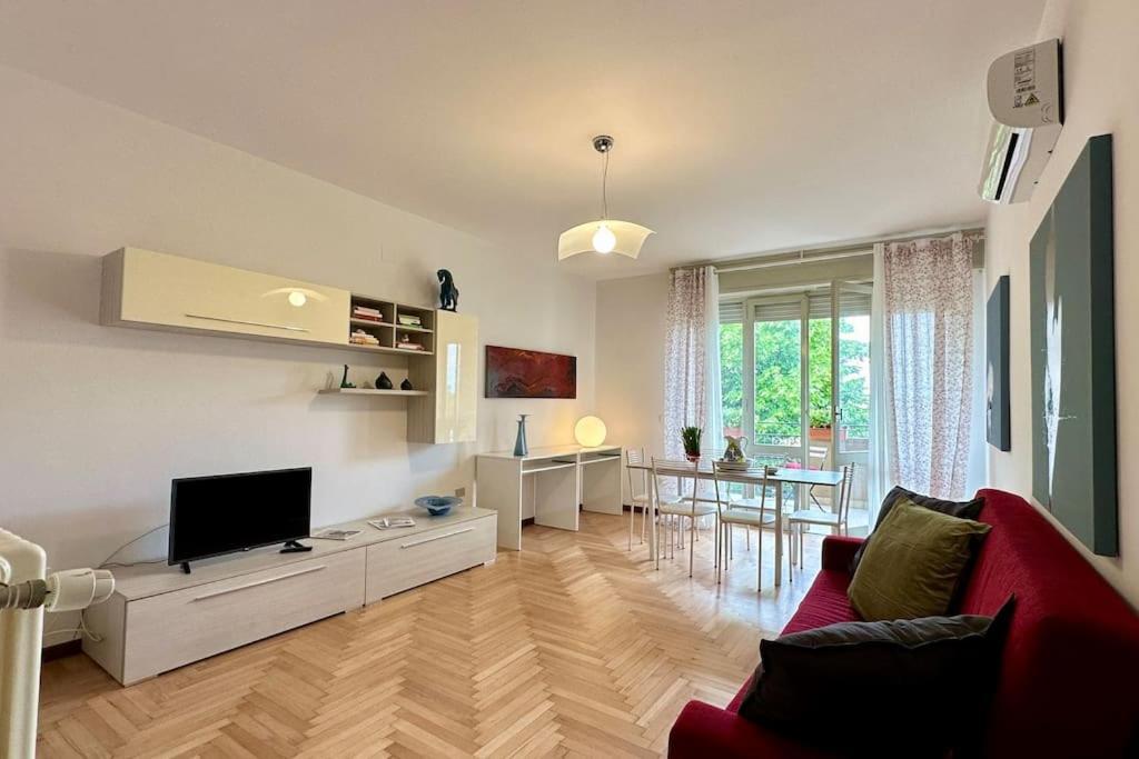 A Casa Di Deborah Apartment Padova Bagian luar foto