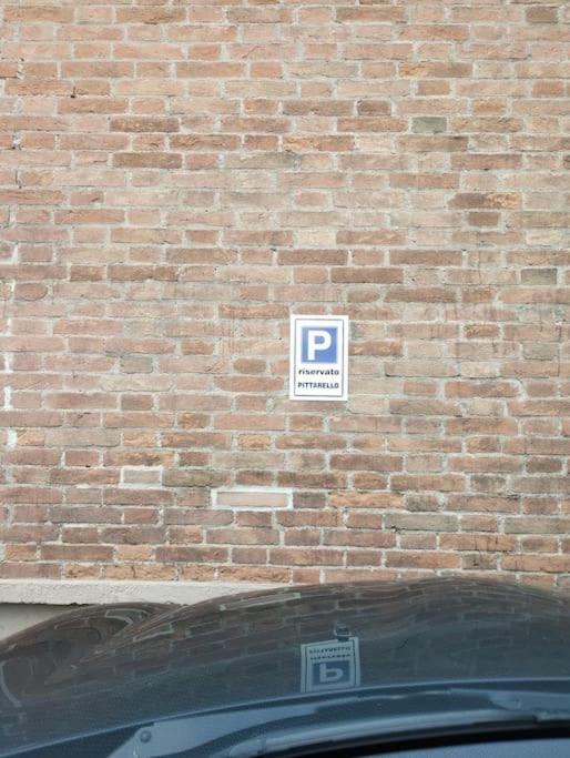 A Casa Di Deborah Apartment Padova Bagian luar foto