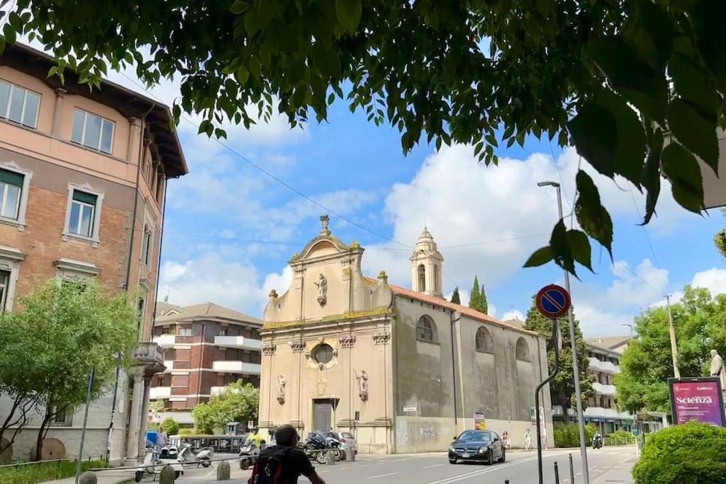 A Casa Di Deborah Apartment Padova Bagian luar foto